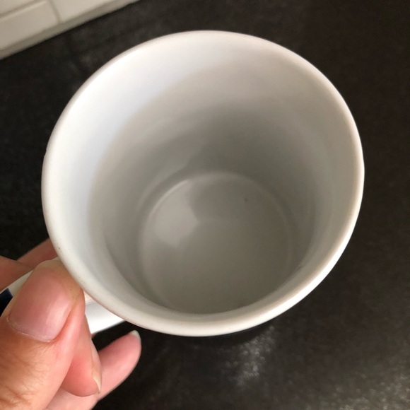 Blue and white cat mug - Picture 6 of 7